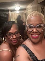 Tara Bullard's Instagram, Twitter & Facebook