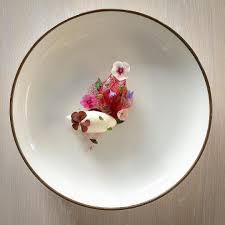 Berries Anrichten Eines Tellers Dessertteller Haute Cuisine