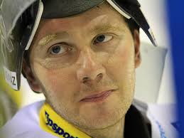 Hokejové zajímavosti z 21.září: šílené třetiny i návštěva šéfa evropského  hokeje