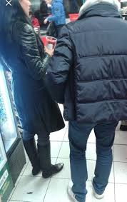 Szente vajk, feke pál és csonka andrás ült be az autóba a potyautas legújabb részében, garami gábor mellé. Mar Vallalja Kapcsolatat Bodi Sylvi Es Szente Vajk Fotok Borsonline