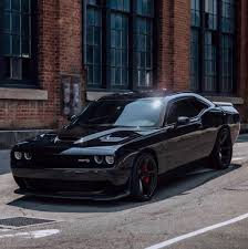 Car Porn on X: Dodge Challenger SRT Hellcat 😏 t.co41nhpTJSVB  X