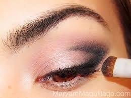 If you're eyes are hooded, it's best to do this with your eyes open. How To Make Outer V With Black Eyeshadow Google Search Night Makeup Asian Eye Makeup Event Makeup