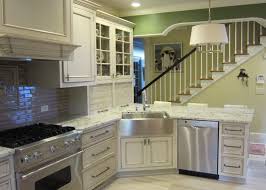corner sink alongside apron sink