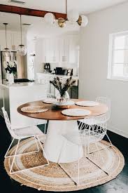 Summer Style Wonderful Modern Contemporary Round Breakfast Table In White And In 2020 Dining Room Small Dining Room Decor Minimalist Kitchen Design