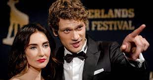 Sorry maarten, ik heb mijn stekelenburg periode vaarwel gezegd. Carice Van Houten En Kees Van Nieuwkerk Uit Elkaar Show Ad Nl