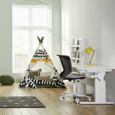 Klicken sie einfach auf folgenden link und erleben sie, wie attraktiv höchste qualität und. Lifetime Hohenverstellbarer Schreibtisch Mit Neigbarer Tischplatte Bei Kinderzimmertraume