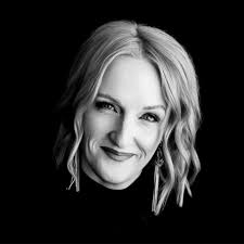 🖤Thank you Amy Kruger for capturing this new era. 💄 Amelia Wilson- Soft  Glow Makeup