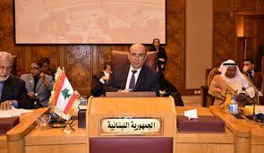 شربل وهبة، تثير تفاعل رواد تويتر حيث صرح في مقابلته مع جانب الأنصاري على قناة الحرة وتدور التصريحات حول رفضهم تمامًا لوجود جماعة حزب الله ووصفهم (عصابة حزب الله) وكما صرح الأنصاري أن هناك العديد من الكلمات وباقي الحوار. Ø¨Ø§ÙØµÙØ± ÙØ§ÙØªØ¹ÙÙÙØ§Øª Ø±Ø¯ÙØ¯ Ø§ÙØ¹Ø§Ù ØºØ§Ø¶Ø¨Ø© Ø¹ÙÙ Ø´Ø± Ø§ÙÙØªØ§Ø¦Ø¨