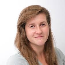 Felicity Barrett's Instagram, Twitter & Facebook