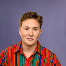 Oliver Dodge's Instagram, Twitter & Facebook