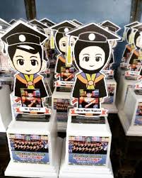 Download now wisuda tk anak laki foto gratis di pixabay. Cari Souvenir Buat Wisuda Adek2 Aksa Digital Printing Facebook