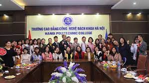 Được học song song với tiếng nhật/tiếng anh. TrÆ°á»ng Cao Ä'áº³ng Cong Nghá»‡ Bach Khoa Ha Ná»™i Hpc Edu2review