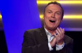 Récemment, stéphane bern a alors donné son avis sur la question dans les colonnes de télé poche. Video Questions Pour Un Champion France 3 Julien Lepers Chante Joyeux Anniversaire A Lui Meme