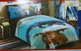 Pin By Danni Mize On Rj S Bedroom Ideas How Train Your Dragon How To Train Your Dragon Boys Room Decals
