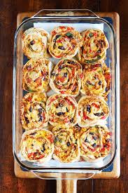 Southwestern Chicken Pizza Rolls Pizza Roll Ups Recipe Recipe Recipes Food Yummy Food