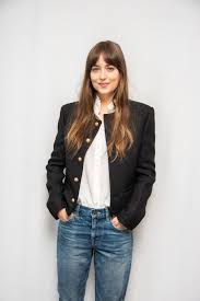 Последние твиты от dakota johnson (@isdakotajohnson). Dakota Johnson 16 Pony Looks Mit Denen Sie Das Trendpotenzial Der Frisur Beweist Vogue Germany