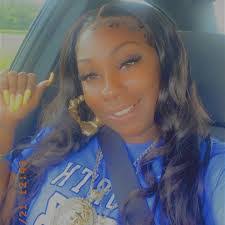 Jonisha Williams's Instagram, Twitter & Facebook