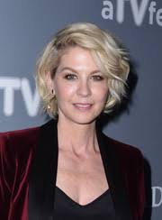There is a large possibility that jenna is probably wearing a permanent for more. Jenna Elfman Short Hairstyles Jenna Elfman Hair Stylebistro