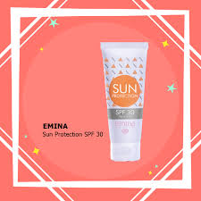 Aug 18, 2020 · ini dia beberapa rekomendasi water based sunscreen yang bisa kamu coba! 10 Sunblock Wajah Untuk Remaja Yang Aman Dan Terbaik