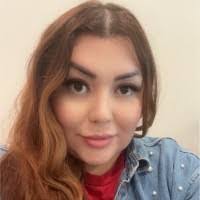 Traci James's Instagram, Twitter & Facebook