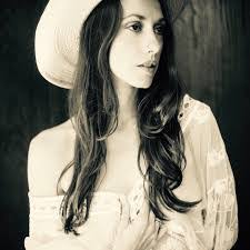 Francesca Brown's Instagram, Twitter & Facebook