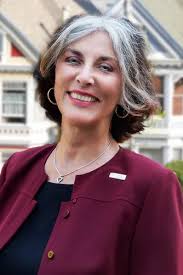 Paula Pagano's Instagram, Twitter & Facebook