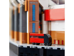 Dijuluki setan merah, klub ini didirikan sebagai klub newton heath lyr fc pada tahun 1878, berganti nama menjadi manchester united pada tahun 1902 dan pindah ke. Lego Creator Expert 10272 Old Trafford Manchester United Najlepsza Cena Opinie Sklep Online Planetaklockow Pl