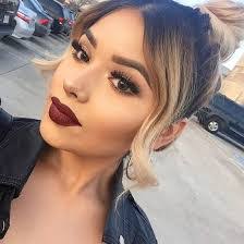 Jasmine Nieves's Instagram, Twitter & Facebook