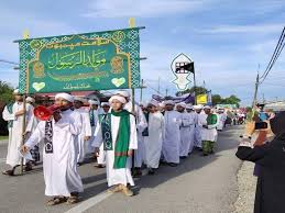 Agama ini terdiri dari berbagai aliran, seperti saiwa, waisnawa, dan sakta. Agama Bahai Umno Bn Dlm Pru 15 Merampas Kelantan Terengganu Dgn Selesa