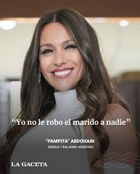 LA MODELO DIO DE QUE HABLAR EN LAS REDES CON SU COMENTARIO😱📱 El nombre de  Carolina Pampita Ardohain volvió a ser mencionado en medio del polémico  romance entre la China Suárez y