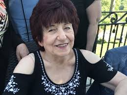 Maureen Pastore's Instagram, Twitter & Facebook