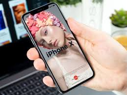 Download Free Man Holding In Hand Iphone X Mockup Psd Iphone Mockup Psd Iphone Free Mockup