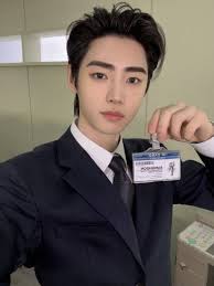 ENHYPEN "ROMANCE : UNTOLD -daydream-" Exclusive Behind Photos from Melon &  Genie Magazine