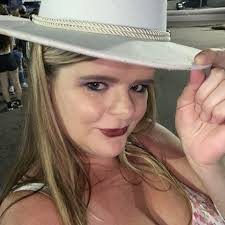 How to remove the lid from a haunted mansion Starbucks tumbler?