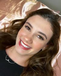 𝐕𝐚𝐧𝐞𝐬𝐬𝐚 𝐓𝐨𝐫𝐫𝐞𝐬