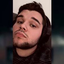 ethan 😼🇵🇸 (@LlZTRUSS)