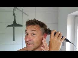 haare selber schneiden wahrend corona anleitung haarschneiden mit philips haarschneider t haare selber schneiden haare schneiden haare selber schneiden manner