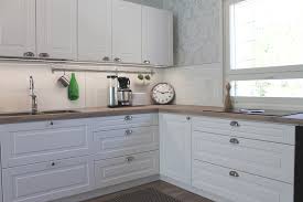 Oma Keittio Valkoinen Massiivipuu Puutaso Ikea Lysekil My Kitchen Wood Open Kitchen And Living Room Kitchen Design Living Room Kitchen