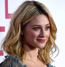 40 Best Celeb Hairstyles For Medium Hair Shoulder Length Hair Medium Length Hair Styles Long Length Hair Loose Curls Medium Length Hair