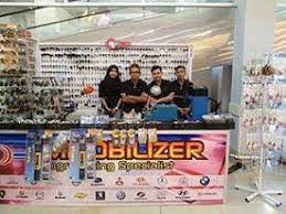 Hai uolsssss.soping2 mangga di tesco.bukan mangga buah yang boleh makan tu.mangga kunci rumah.tak koser nak beli solex2 bagai lah.rumah kene pecah jugak.ni beli yang brand cikai mangga kaler kuning tuh.pak polisi kater kalau beli solex yang lubang besar2 tu lagi senang perompak nak cucuk dengan dawai/besi kasi rentap pastu senang terbarai.tapi kes rumah aku ni len, derang potong. Kedai Kunci Tesco 8 30 Pagi 10 Nik Autokey Sdn Bhd Facebook