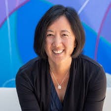 Jennifer Wu's Instagram, Twitter & Facebook