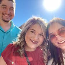 Breanna Kuhn and Logan Praytor's Wedding Website