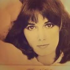 Freida Cotton's Instagram, Twitter & Facebook