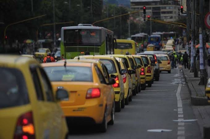 Gobierno propone nueva regulación para taxis: ¿de qué trata?