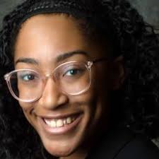 A'Lyse Thomas > University of Michigan-Dearborn Difference Maker