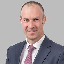 Oliver Payne, Global