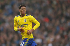 €35.00m* jun 29, 2003 in stourbridge, england. Borussia Dortmund Reportedly Set To Beat Manchester United To Jude Bellingham Bleacher Report Latest News Videos And Highlights