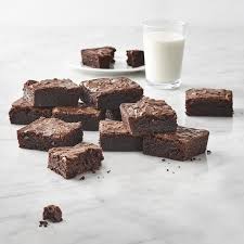 690 x 690 jpeg 19 кб. Trudeau Structure Silicone White Confetti Square Cake Pan Ares Kitchen And Baking Supplies