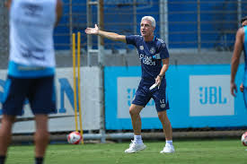 Grêmio finaliza preparação para jogo de volta das semifinais do Gauchão