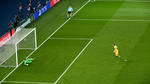 Welcome to all fans marco verratti owners :nony. Should Lionel Messi Have Withdrawn His Penalty From Psg This Freeze Frame Is Clear Photo And Video Newsy Today